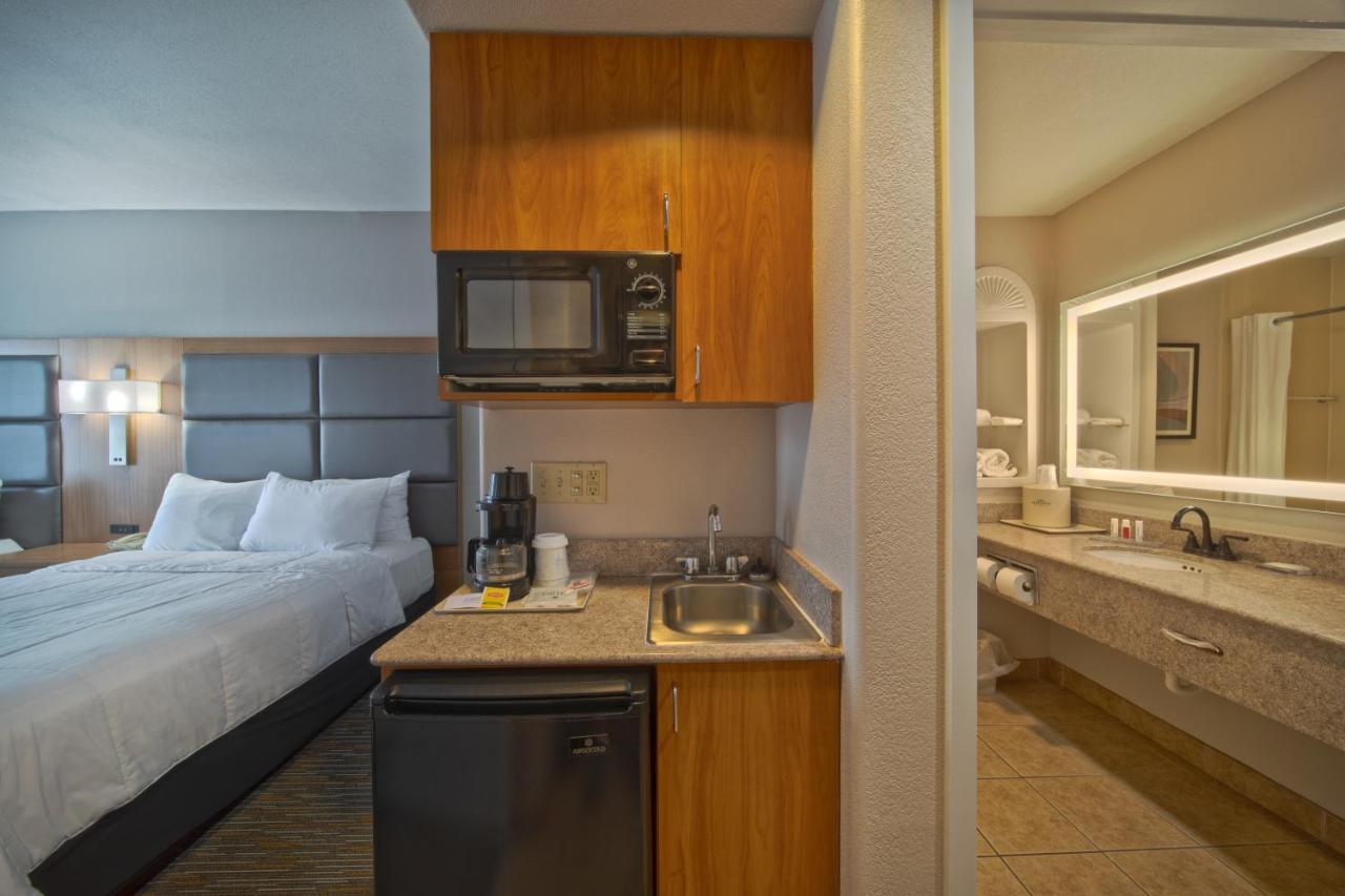 Hotel Wingate By Wyndham Houston Bush Intercontinental Airport Aldine Esterno foto