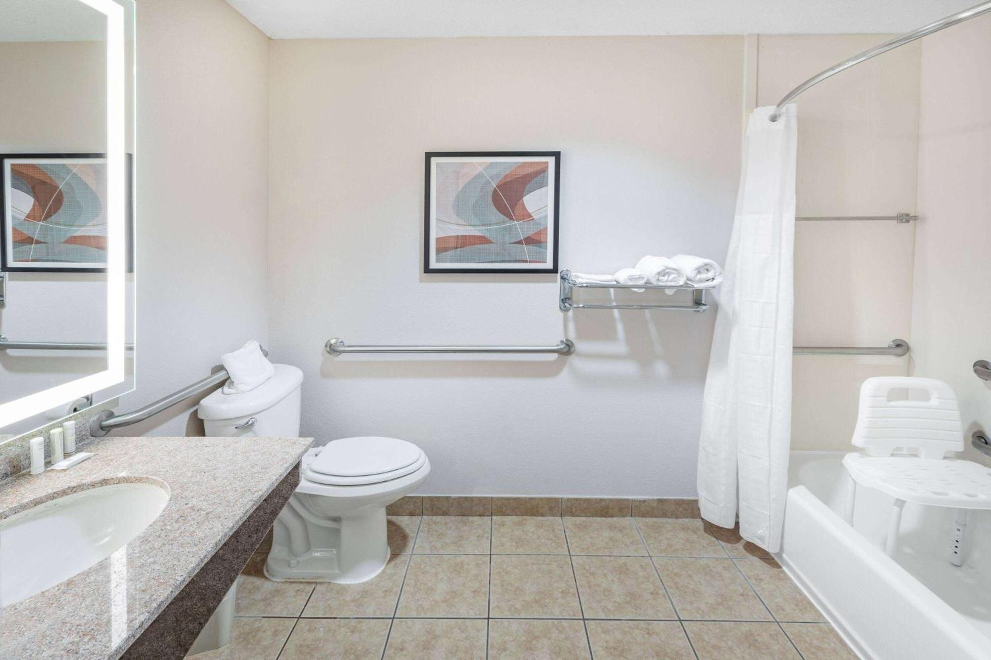 Hotel Wingate By Wyndham Houston Bush Intercontinental Airport Aldine Esterno foto