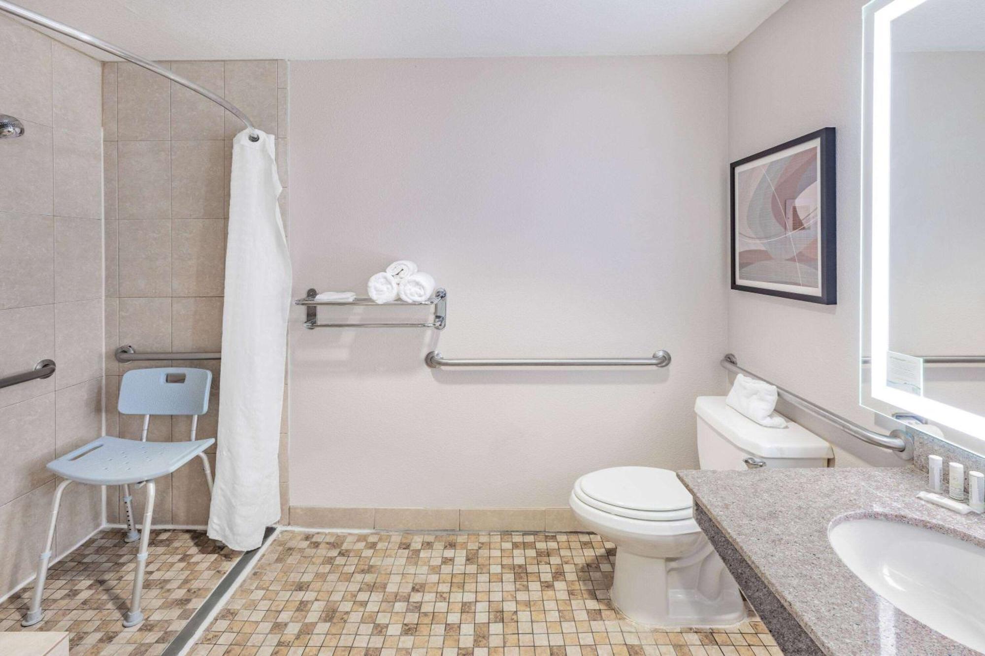 Hotel Wingate By Wyndham Houston Bush Intercontinental Airport Aldine Esterno foto