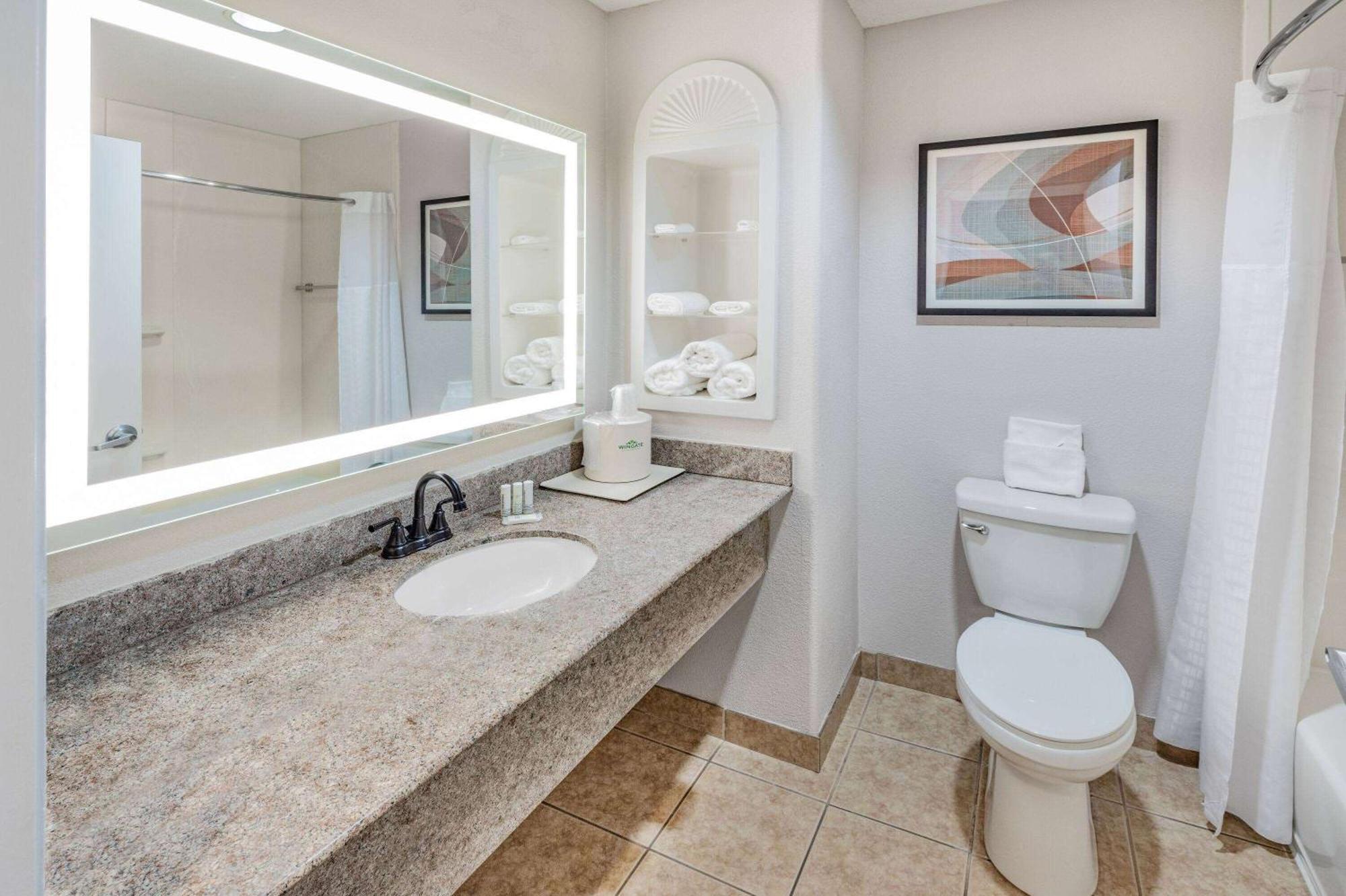 Hotel Wingate By Wyndham Houston Bush Intercontinental Airport Aldine Esterno foto